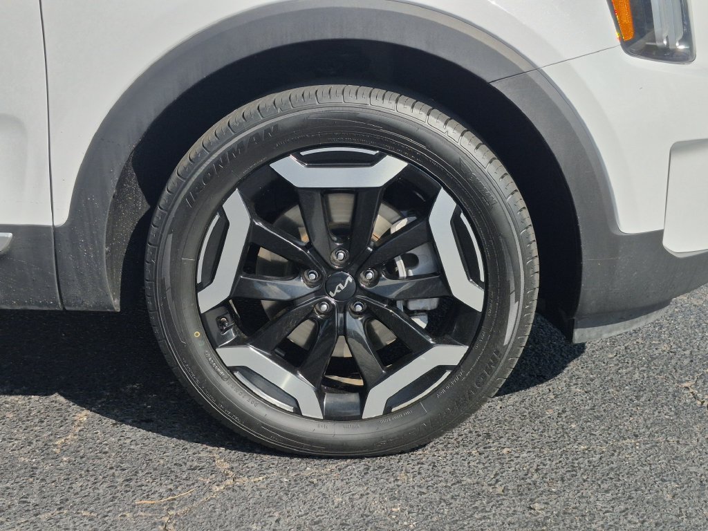 Certified 2025 Kia Telluride S AWD/4WD image 17
