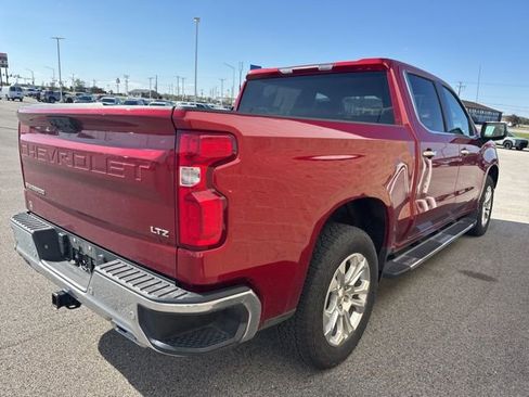 Used 2023 Chevrolet Silverado 1500 LTZ w/ Z71 Off-Road Package image 5