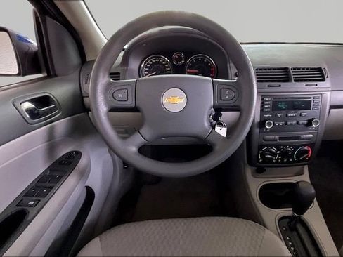 Used 2005 Chevrolet Cobalt LS FWD image 8