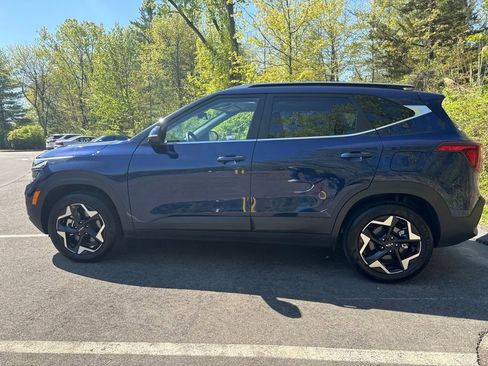Certified 2025 Kia Seltos EX w/ EX Sunroof Package AWD/4WD image 19