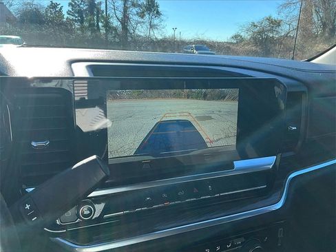 Certified 2022 Chevrolet Silverado 1500 LT image 24