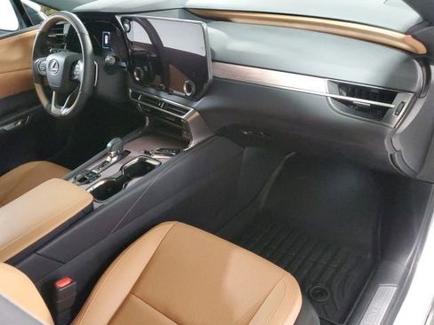 Used 2024 Lexus RX 350 Premium w/ Accessory Package (Z1) image 28