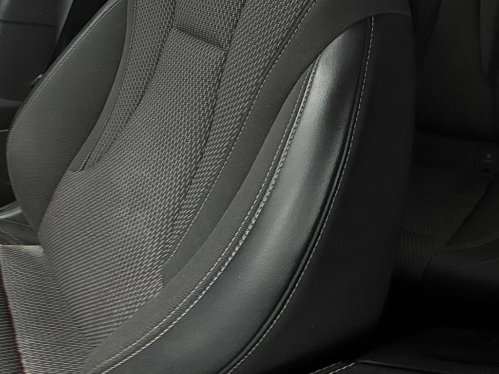 Certified 2022 Buick Envision Preferred FWD image 12
