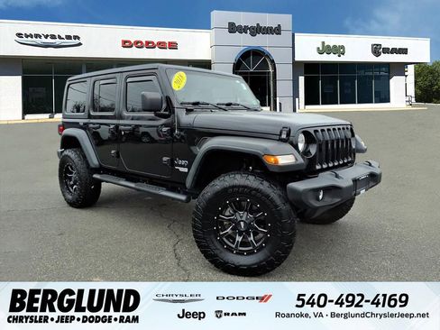 Used 2018 Jeep Wrangler Unlimited Sport S image 1
