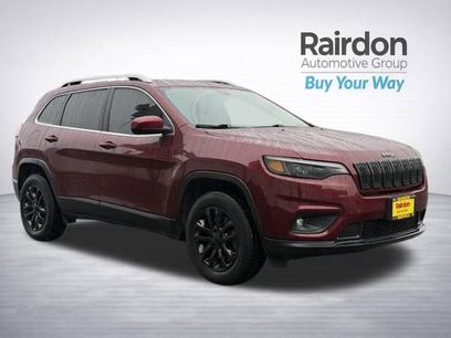 Used 2019 Jeep Cherokee Latitude w/ Popular Appearance Group