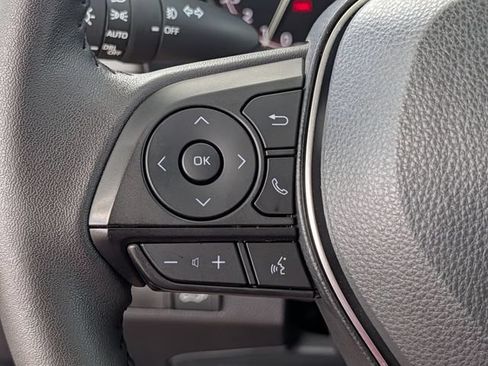 Used 2025 Toyota RAV4 XLE Premium FWD image 22