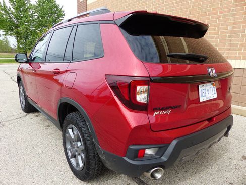 Used 2025 Honda Passport TrailSport image 7