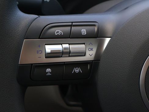 Certified 2026 Hyundai Kona SE image 24