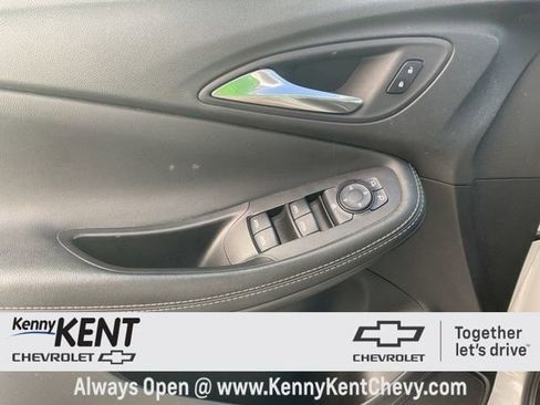 Used 2021 Buick Encore GX Select w/ Sport Touring Package image 22