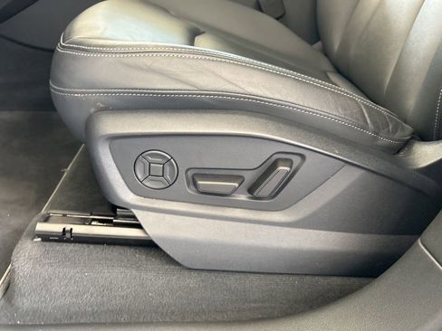 Used 2025 Audi Q7 3.0T Premium Plus image 46