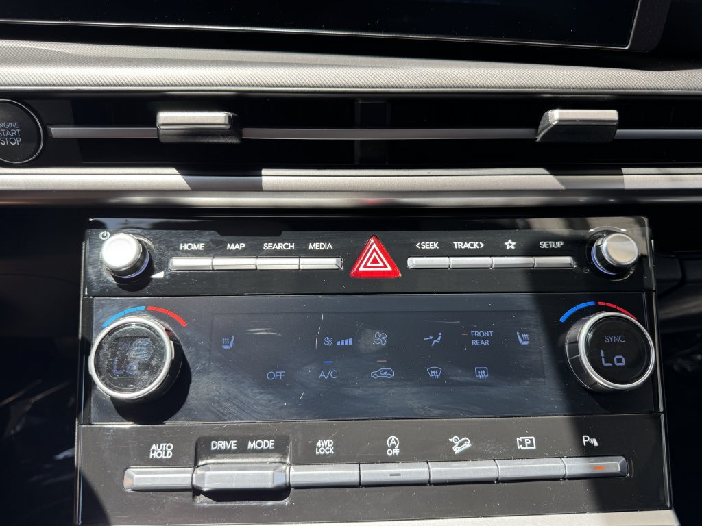 Used 2024 Hyundai Santa Fe XRT AWD/4WD image 25