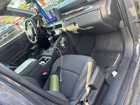 Used 2025 Toyota Tacoma SR5 RWD image 5