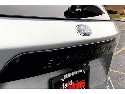 Used 2024 Ford Explorer ST w/ Equipment Group 401A image 9