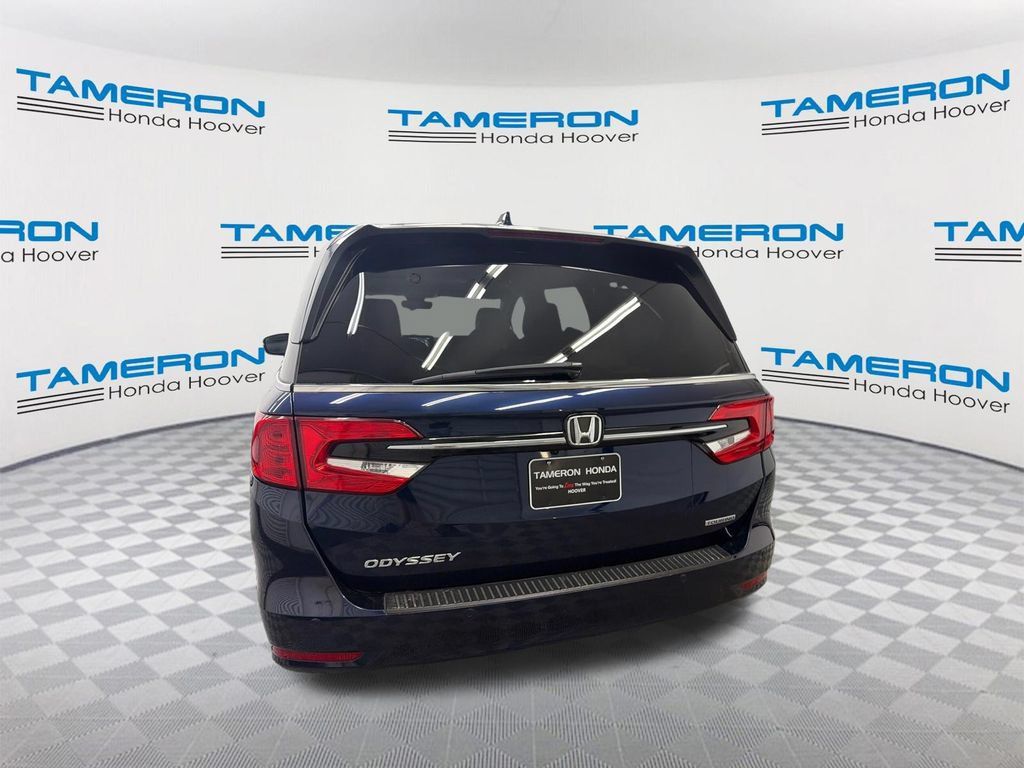 Used 2023 Honda Odyssey Touring image 4