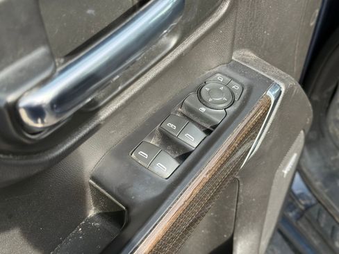 Used 2020 Chevrolet Silverado 1500 RST image 14