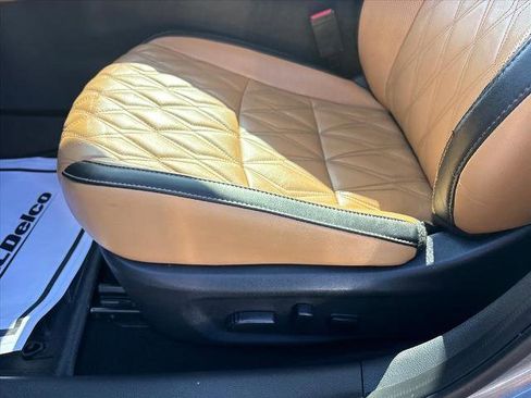 Used 2021 Nissan Sentra SV w/ SV Premium Package image 19