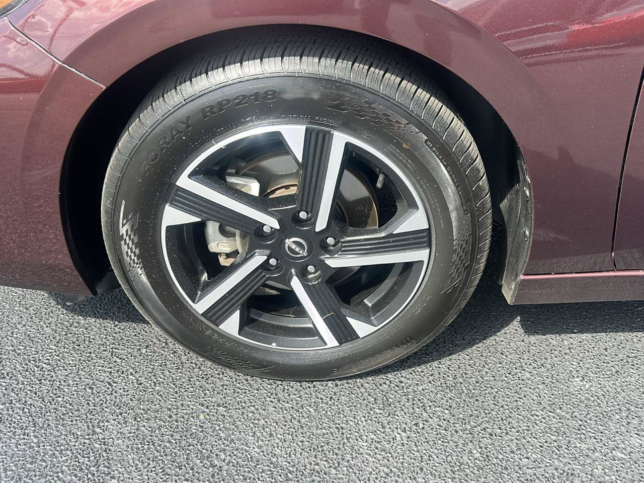 Used 2024 Nissan Sentra SV FWD image 9