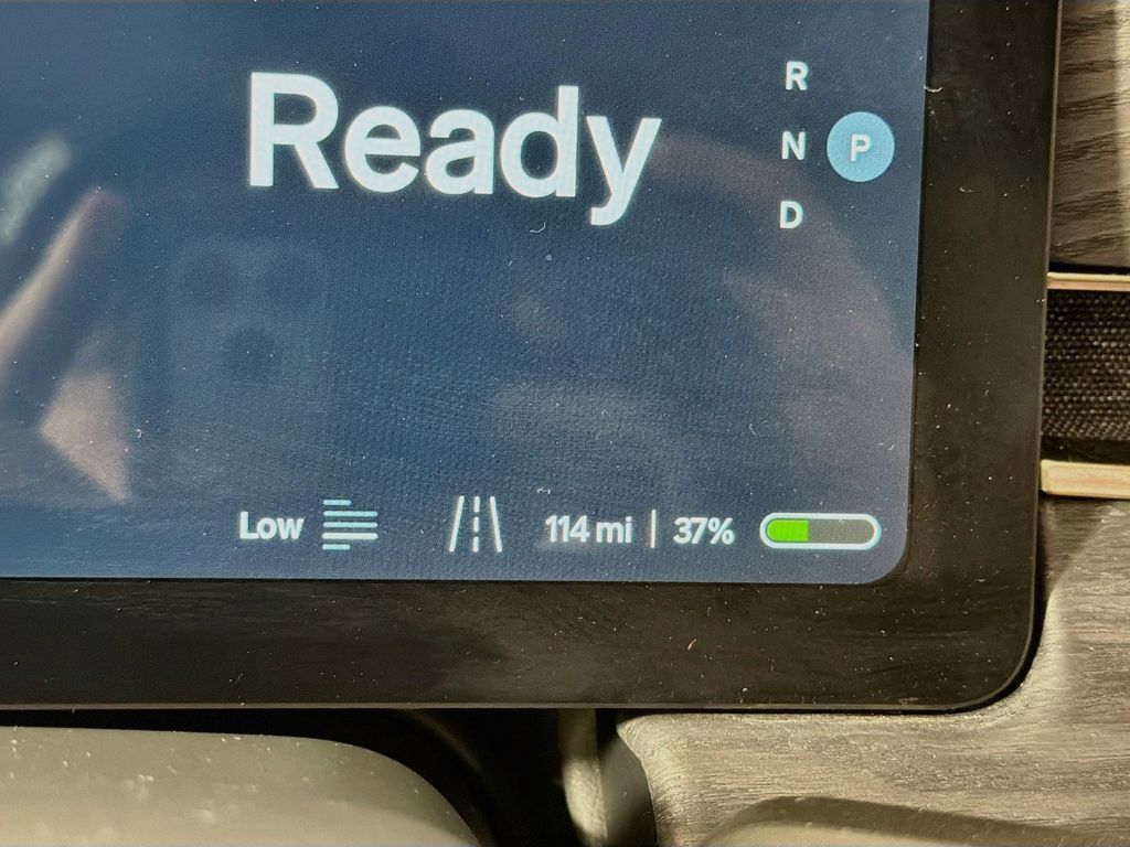 Used 2024 Rivian R1S Adventure Quad AWD/4WD image 12