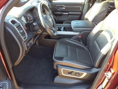 Used 2024 RAM 1500 Laramie image 13