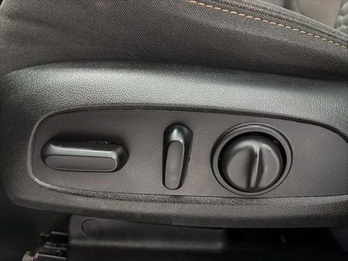 Used 2019 Chevrolet Equinox LT image 15