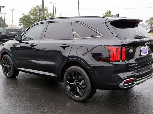 Used 2023 Kia Sorento SX FWD image 16