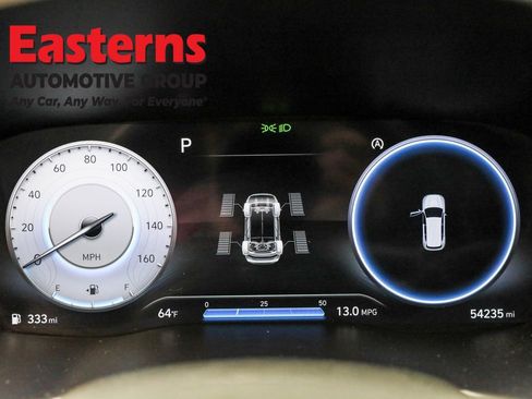 Used 2023 Hyundai Santa Fe SEL w/ Premium Package image 18