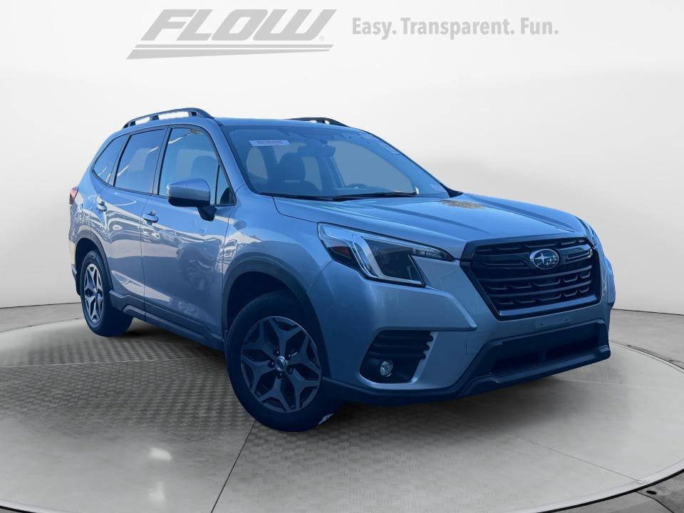 Used 2024 Subaru Forester Premium AWD/4WD image 1