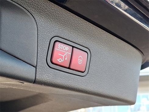 Used 2022 Mercedes-Benz GLS 450 4MATIC image 30