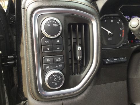 Used 2020 GMC Sierra 1500 AT4 w/ AT4 Premium Package image 12