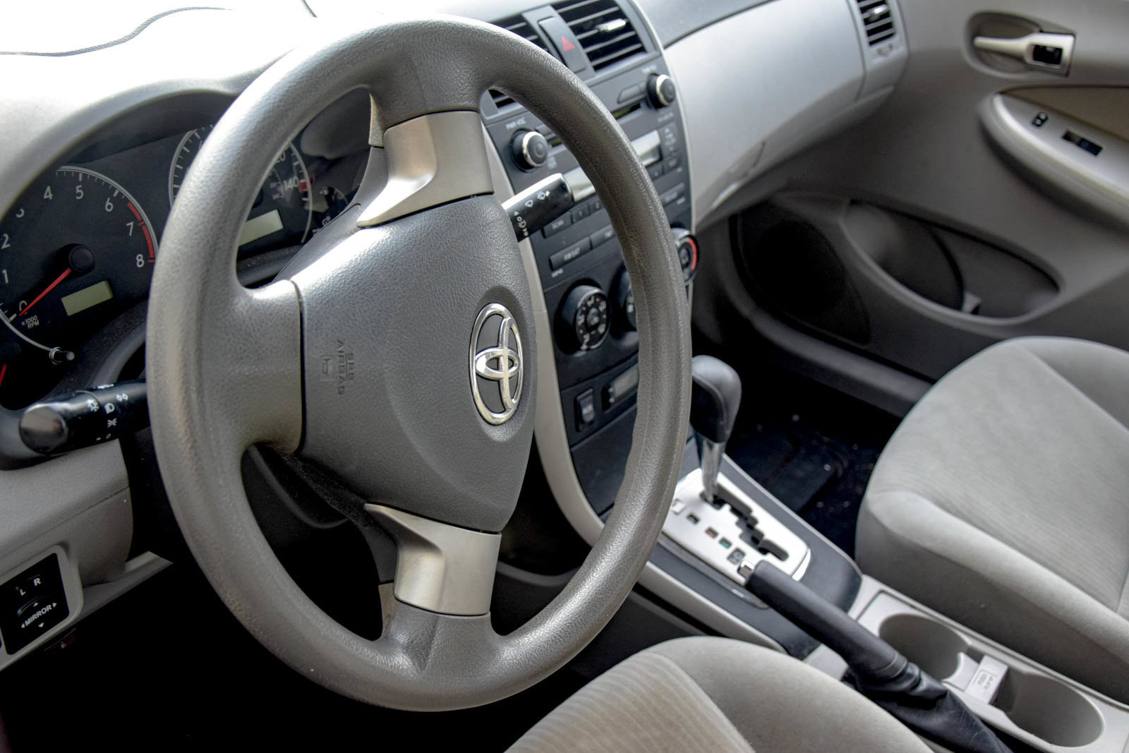 Used 2010 Toyota Corolla FWD image 11