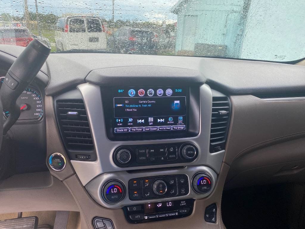 Used 2018 GMC Yukon SLT w/ Open Road Package AWD/4WD image 28