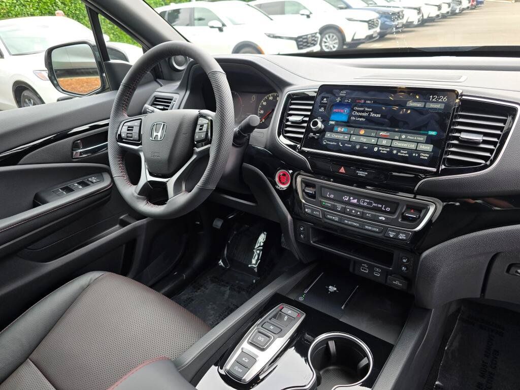 New 2026 Honda Ridgeline Black Edition image 12