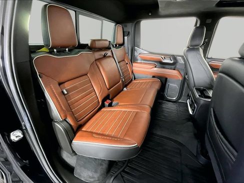 Certified 2026 GMC Sierra 1500 Denali Ultimate AWD/4WD image 23