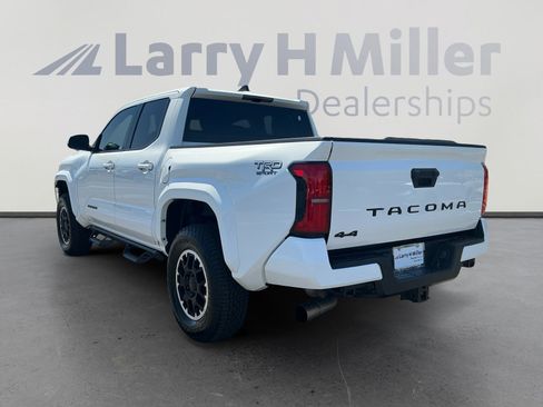 Certified 2024 Toyota Tacoma TRD Sport AWD/4WD image 3