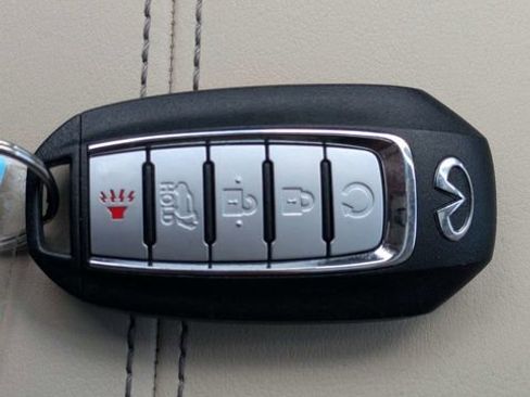 Certified 2024 INFINITI QX60 Luxe FWD image 30