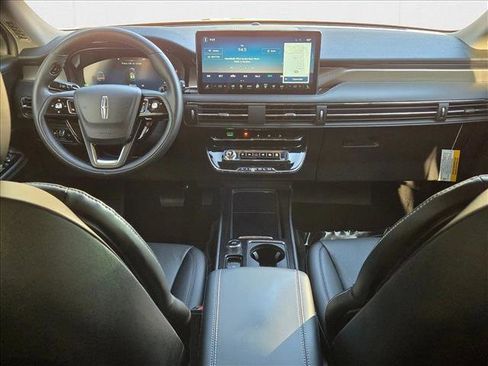 New 2025 Lincoln Corsair Grand Touring w/ Jet Appearance Package image 15