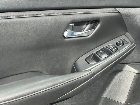 Certified 2025 Nissan Sentra SV w/ All-Weather Package image 16