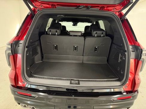 New 2026 Chevrolet Traverse RS image 8