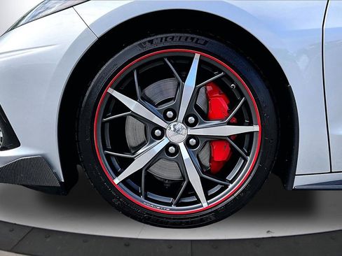 Used 2020 Chevrolet Corvette Stingray Coupe w/ Z51 Performance Package RWD image 30