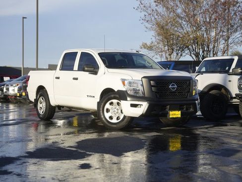 Used 2021 Nissan Titan S w/ S Utility Package image 2