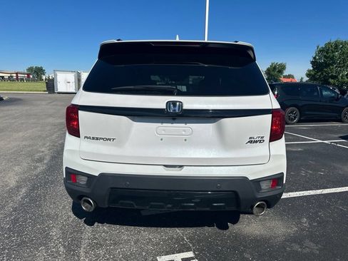 Used 2023 Honda Passport Elite image 9