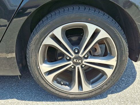 Used 2016 Kia Forte EX FWD image 8