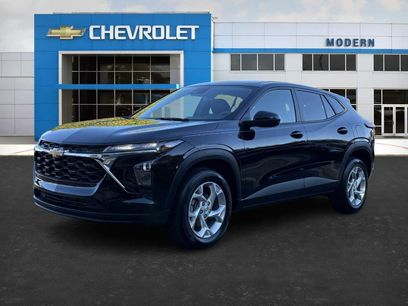 Used 2024 Chevrolet Trax LS w/ LS Convenience Package