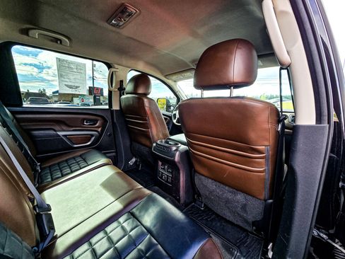 Used 2016 Nissan Titan Platinum Reserve image 28