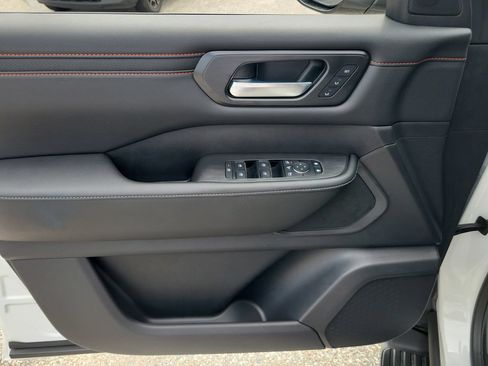 New 2026 Nissan Armada PRO-4X AWD/4WD image 13