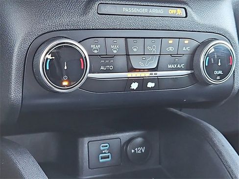 Used 2023 Ford Escape ST-Line image 17