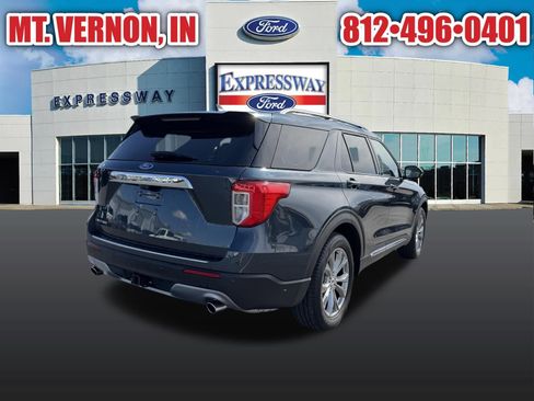 Used 2022 Ford Explorer Limited w/ Equipment Group 301A RWD image 6