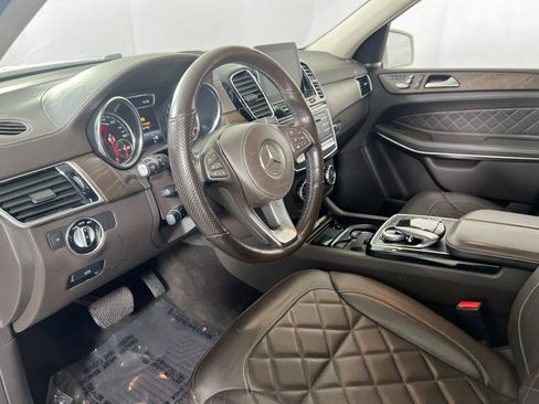 Used 2019 Mercedes-Benz GLS 550 4MATIC image 9