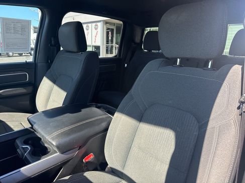 Used 2021 RAM 1500 Big Horn image 13