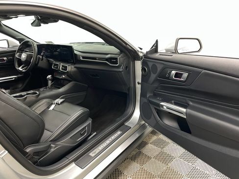 Used 2024 Ford Mustang GT Premium RWD image 33